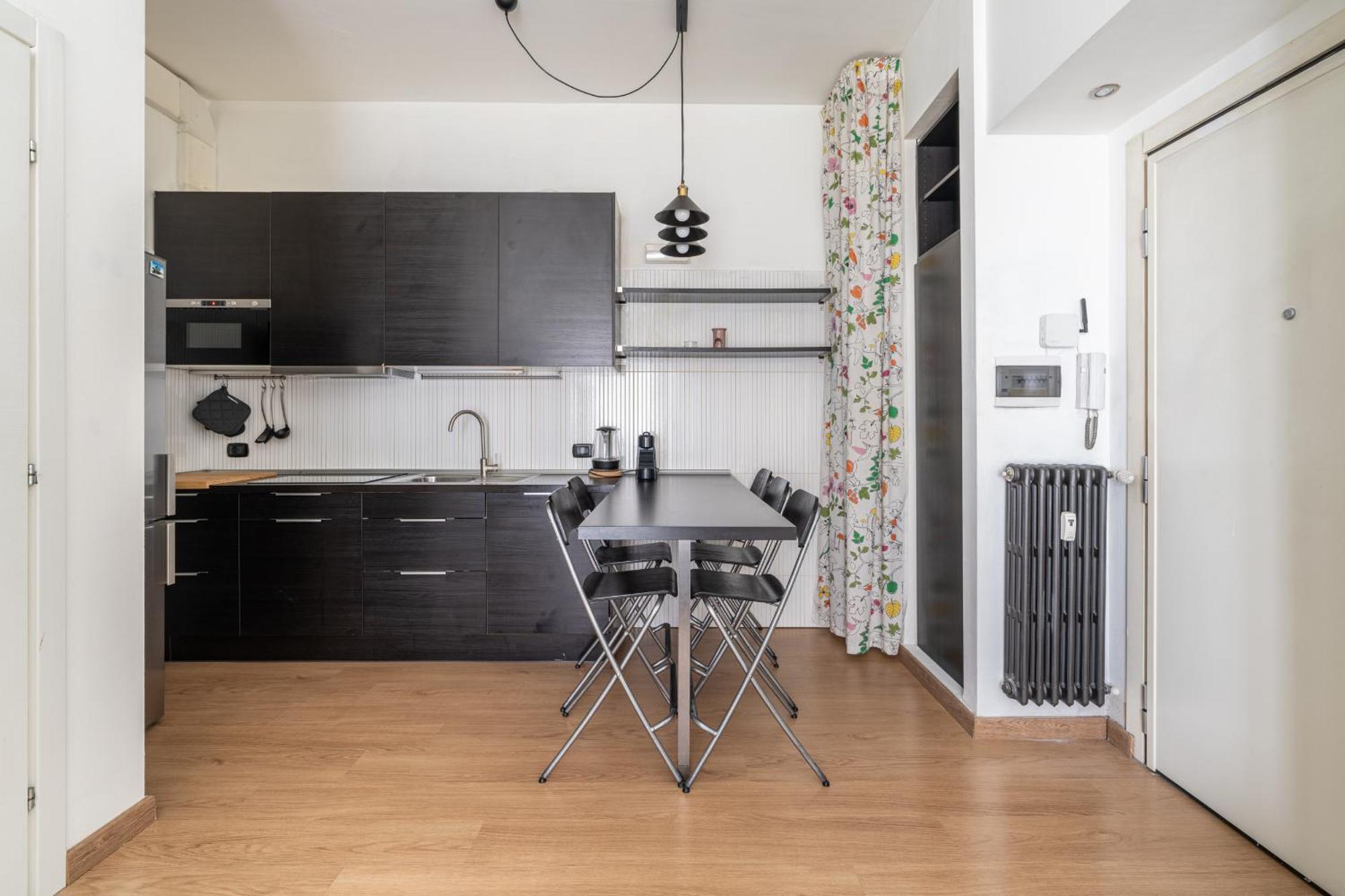 Maciachini Apartment Milan